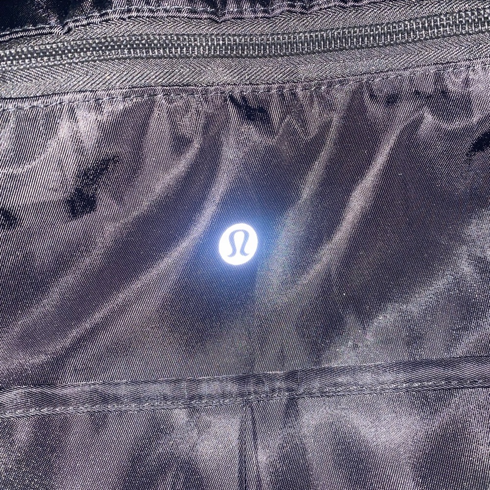 Lululemon dup duffle bag